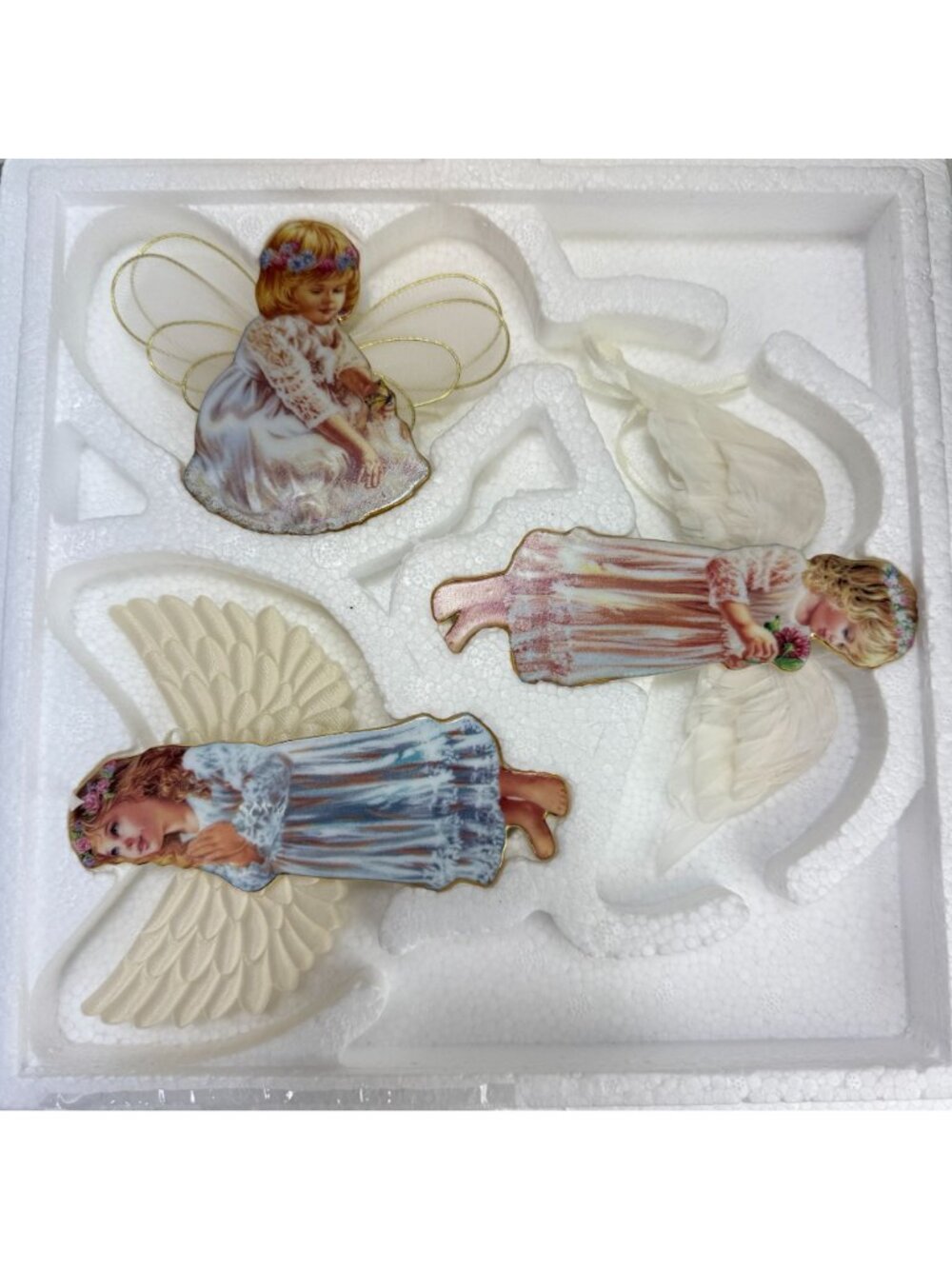 Bradford Dona Gelsinger Heaven's Little Angels Christmas Ornaments Sets 9-12 - Picture 5 of 8